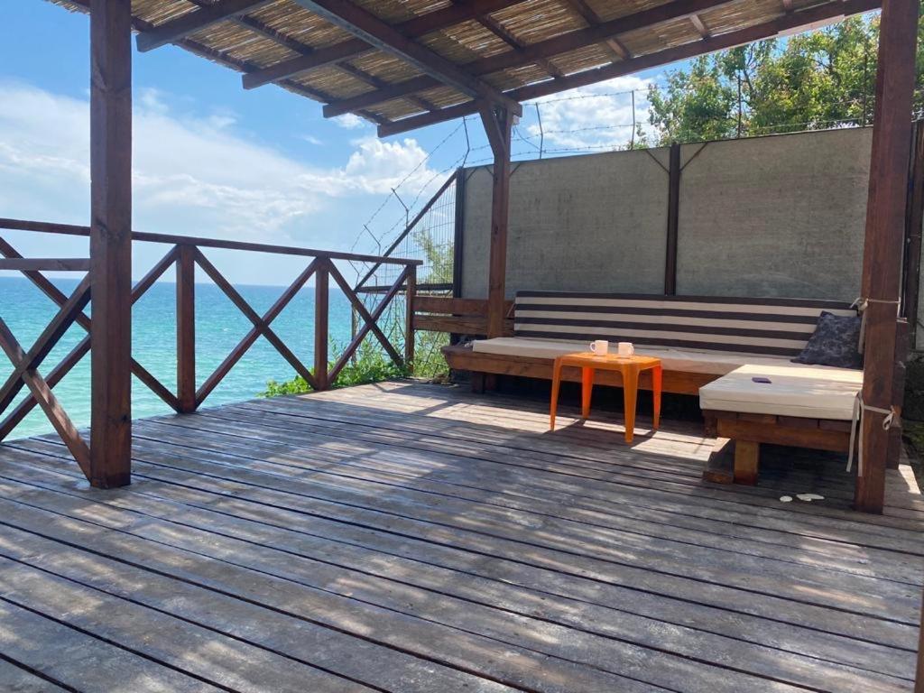Bukhta Aparthotel Vapnyarka Ngoại thất bức ảnh